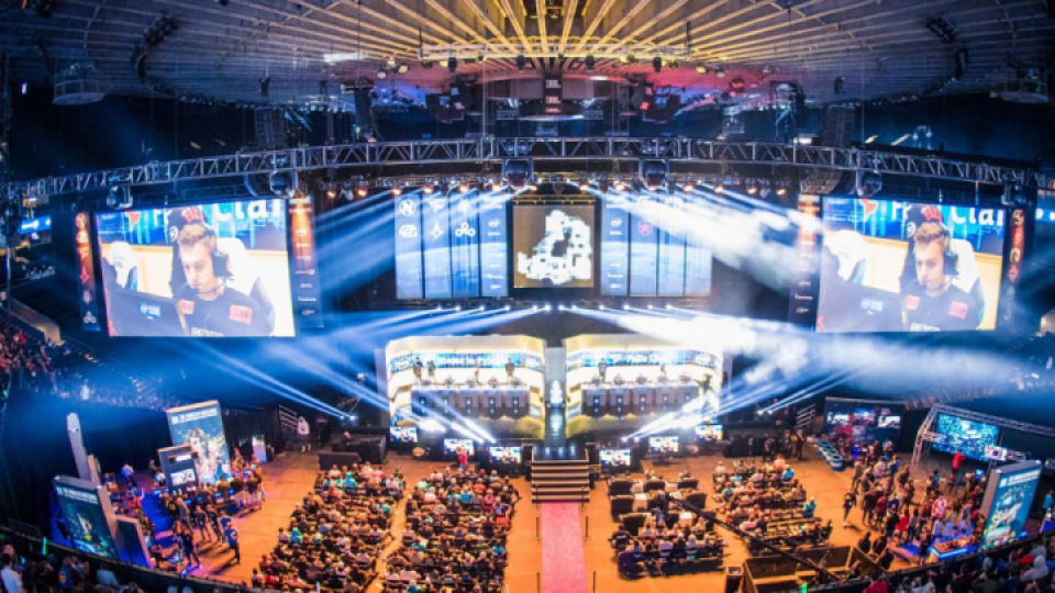 Chia sẻ bí quyết tổ chức giải đấu Esports thành công trên từng giai đoạn